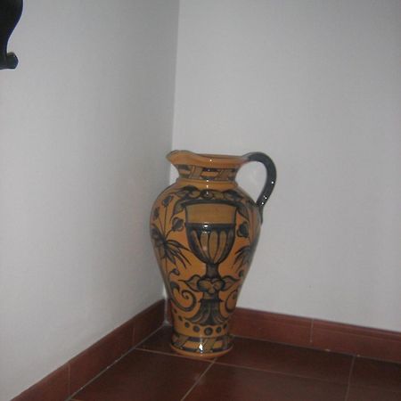 Apartamentos Turisticos Casa Cantillo Carmona  Luaran gambar